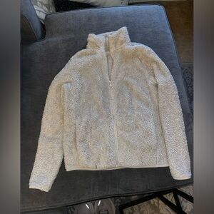 Uniqlo Cream Sherpa Fleece Jacket